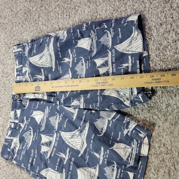 J.Crew Chino Shorts Men's 32 Blue Boats All Over Print Flat Front Preppy - Picture 4 of 7